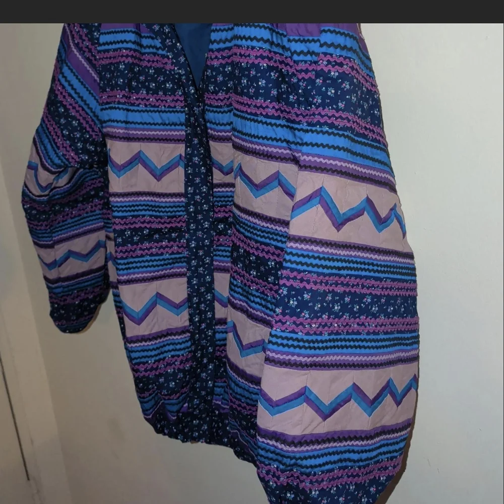 Colorful Patterned Jacket - Picture 2 of 5